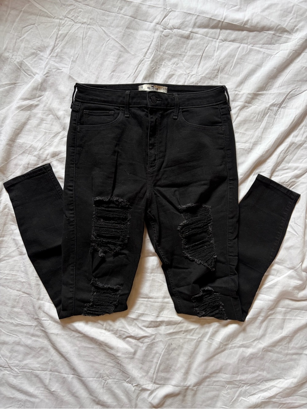 Hollister Ripped Skinny Jeans